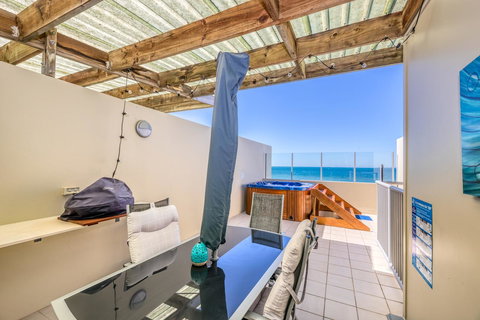 On The Beach Resort Bribie Island - Tourism Caloundra 22