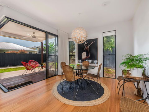 Sam's Buderim Mountain Guest House - Tourism Caloundra 2