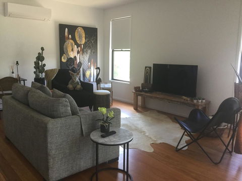 Sam's Buderim Mountain Guest House - Tourism Caloundra 6