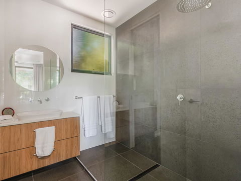 Sam's Buderim Mountain Guest House - Tourism Caloundra 18