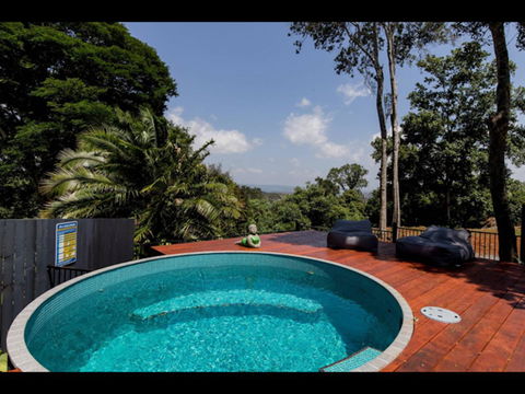 Sam's Buderim Mountain Guest House - Tourism Caloundra 14