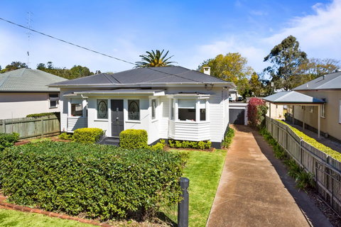 The Lighthouse - Tourism Caloundra 18