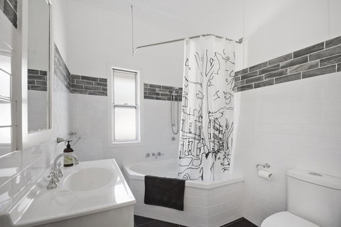 The Lighthouse - Tourism Caloundra 14