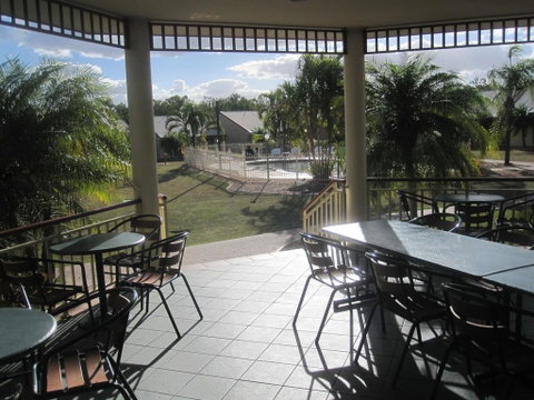 Western Heritage Motor Inn - Tourism Caloundra 3