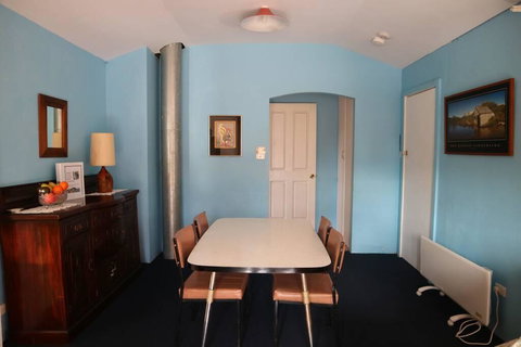 Wind Song Mountain Retreat - Tourism Caloundra 3