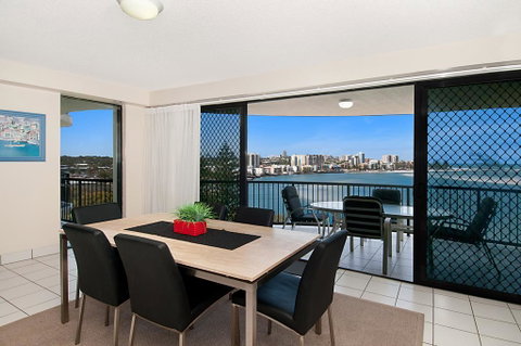Windward Passage - Tourism Caloundra 3