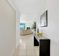 Wings Luxury Apartment Pink Poodle - Tourism Caloundra