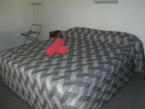 Winton Outback Motel - Tourism Caloundra 2