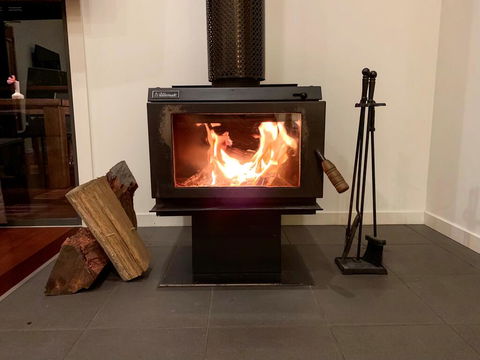 Witches Falls Cottages - Tourism Caloundra 1