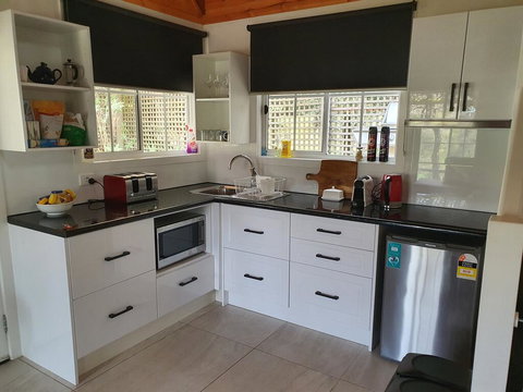 Wurrung B & B - The Cottage - Tourism Caloundra 1