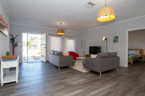 Xanadu - Aldinga Beach - Tourism Caloundra 3