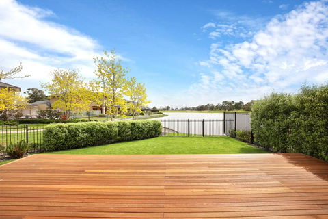 Xus Residence - Tourism Caloundra 1