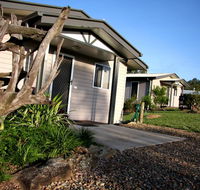 Yabbaloumba Retreat - Tourism Caloundra