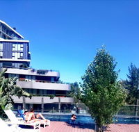 Yarra River Luxury 1BD Apartment - Tourism Caloundra