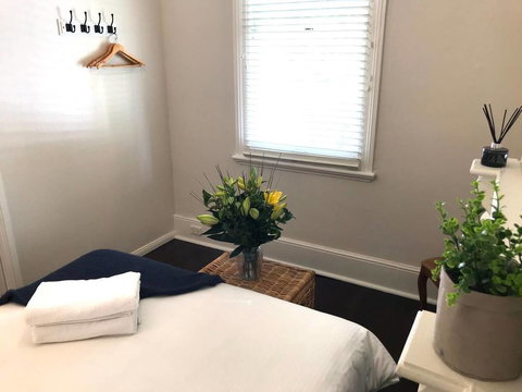 YSG The Edward Townhouse 151 - Walk To Town - Tourism Caloundra 1