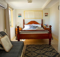 Zen Escape Guest House - Tourism Caloundra