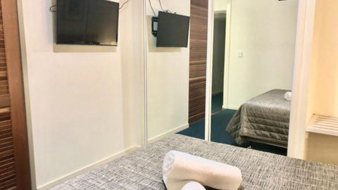 #55 Grand Pacific Resort, Outdoor Spa With A View! - Tourism Caloundra 3