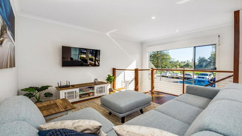 12 Bryce Street Moffat Beach QLD - Tourism Caloundra 3