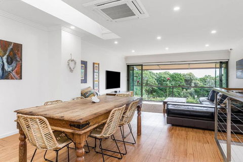 A Perfect Stay - 3 James Cook Apartments - Tourism Caloundra 2