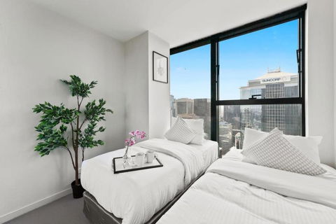 A 2BR Apt On Collins With City Views FREE Parking - Tourism Caloundra 3