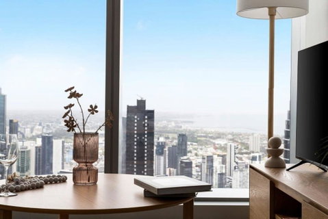 A Chic 2BR Apt With Panoramic Views FREE Parking - Tourism Caloundra 0