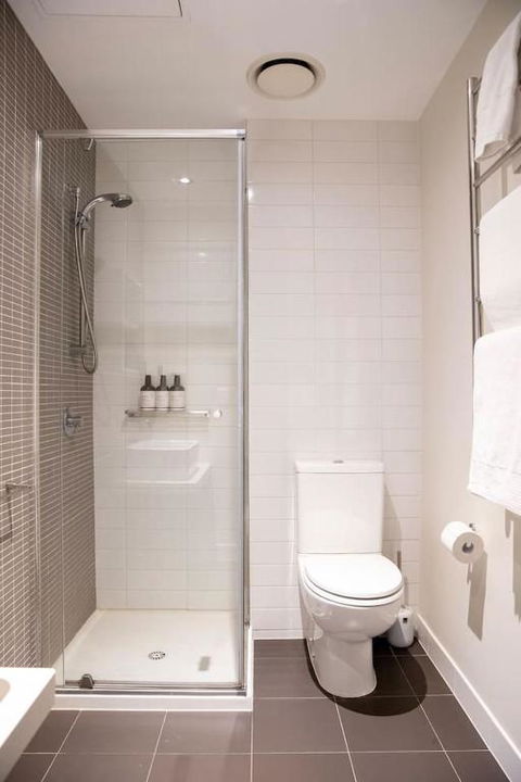 A City-centre Studio For Savvy Business Travellers - Tourism Caloundra 4