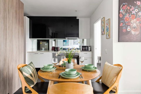 A Cozy 2BR Apt Next To Southern Cross FREE Parking - Tourism Caloundra 4