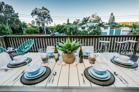 A Lure - A 2-minute Walk To Agnes Main Beach - Tourism Caloundra 1