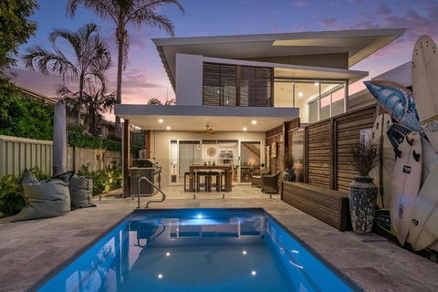 A Perfect Stay - Byron Sunrise - Heated Pool - Tourism Caloundra 0