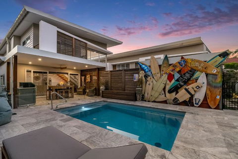 A Perfect Stay - Byron Sunrise - Heated Pool - Tourism Caloundra 3