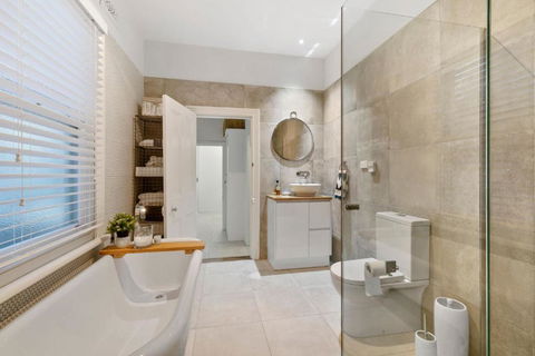 A Sea Pilots Cottage - Tourism Caloundra 4