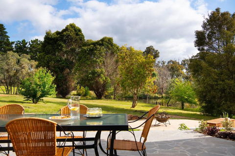 Acacia House - Tourism Caloundra 4