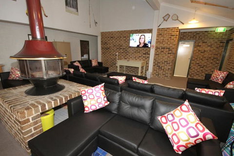 Acacia Snowy Motel - Tourism Caloundra 3