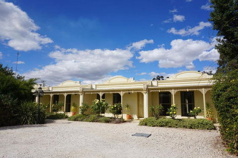 Acacia Terraces - Tourism Caloundra 0