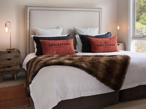 Accolade - Tourism Caloundra 1