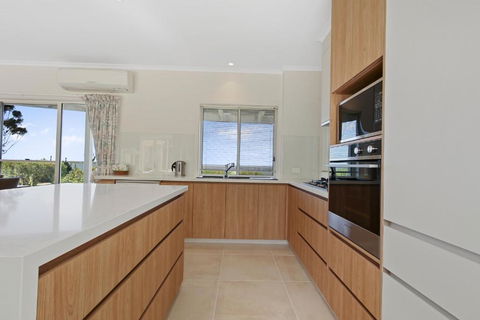 Aegina - Tourism Caloundra 3