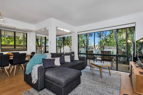 A Perfect Stay - Mahogany Lodge - Tourism Caloundra 2