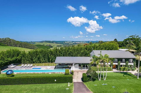 A Perfect Stay - Villa St Helena - Tourism Caloundra 0