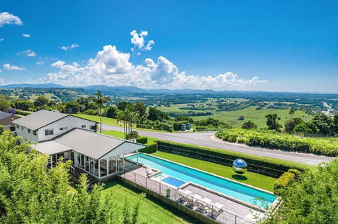 A Perfect Stay - Villa St Helena - Tourism Caloundra 3