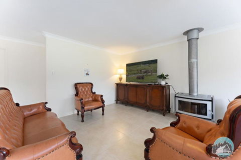 Aircabin - Wyong Creek - Comfy Rural Retreat House - Tourism Caloundra 1