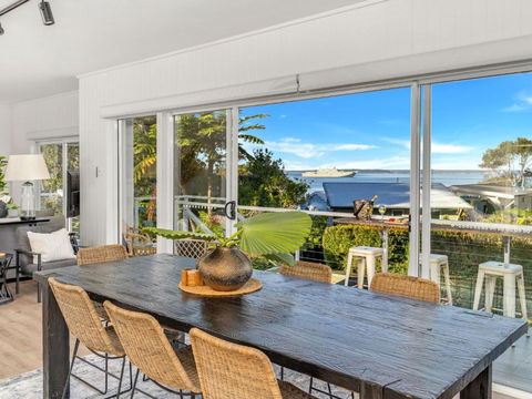Akora House At Hyams Beach - Tourism Caloundra 0