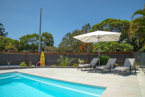 Al Fresco Residence In The Heart Of Point Lookout! - Tourism Caloundra 1