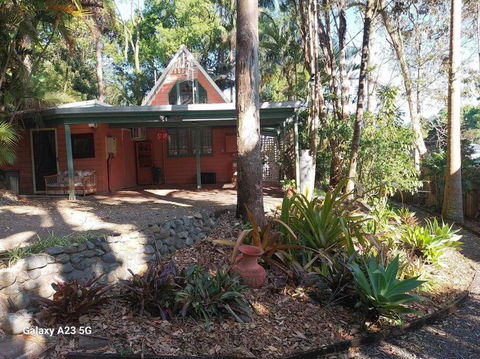 Alba The Scots Cottage Walk Every Where - Tourism Caloundra 2