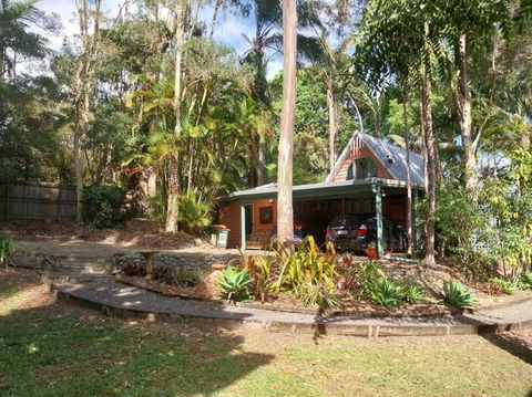 Alba The Scots Cottage Walk Every Where - Tourism Caloundra 1