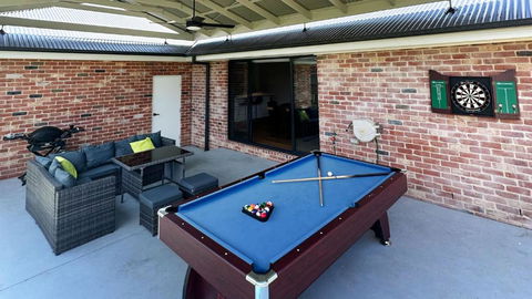 Albury Oasis - Tourism Caloundra 4