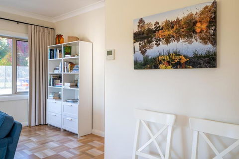 Alderwood Cottage - Cottage W Gorgeous Dam Views! - Tourism Caloundra 1