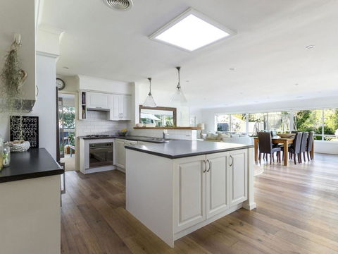 Allambea Mount Eliza - Tourism Caloundra 2