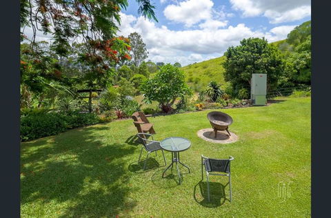 Amamoor Homestead And Country Cottages - Tourism Caloundra 4