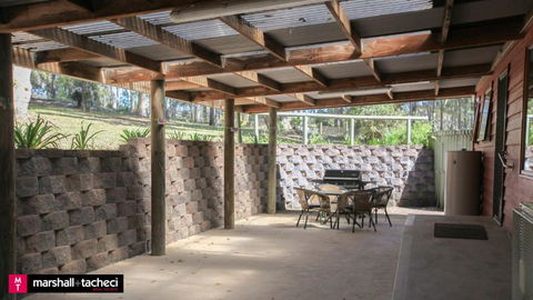 Amaroo Barraga Bay Family Holiday Home Bermagui - Tourism Caloundra 3
