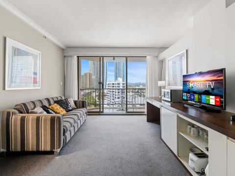 Amazing Suite With Beach Views At Prime Location - Tourism Caloundra 4